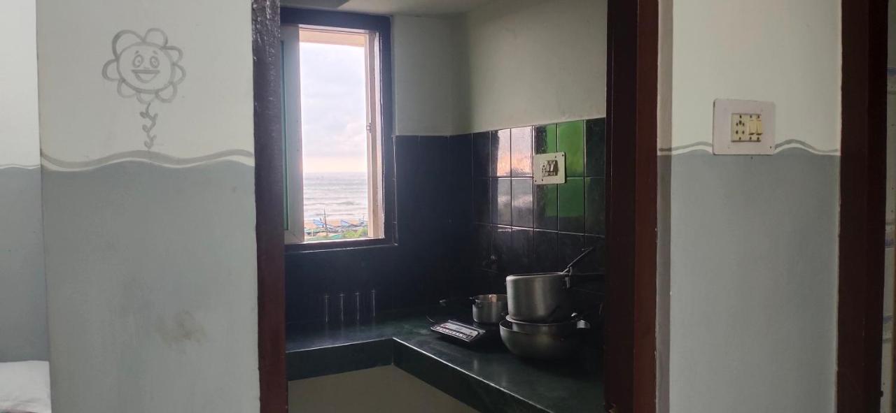 Nirman Beach Homestay Пури Екстериор снимка