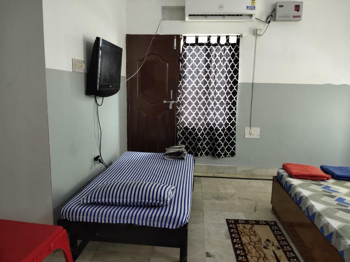 Nirman Beach Homestay Пури Екстериор снимка